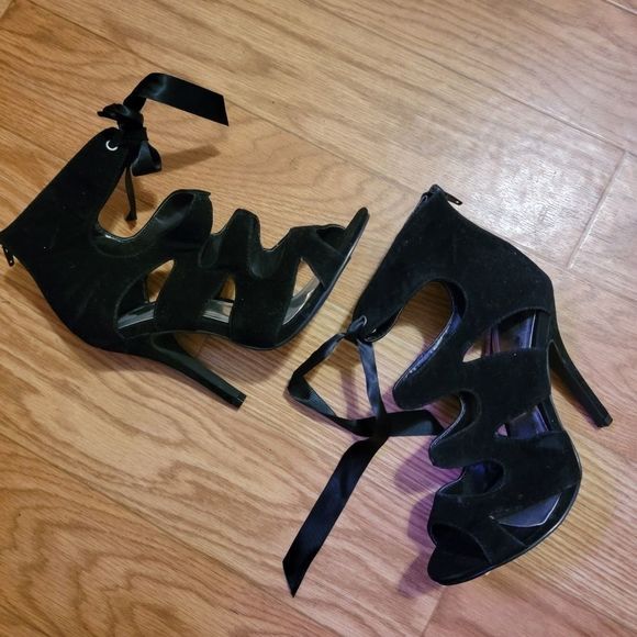 NEW Liliana Ribbon Tie Up Strappy Suede High Heel Sandals - Picture 7 of 11